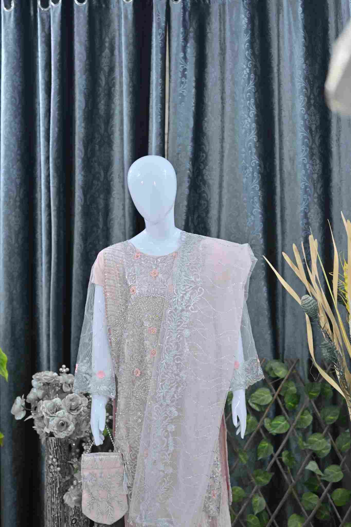 4pc premium ebroided Suit wih Soft cruSh Sharara